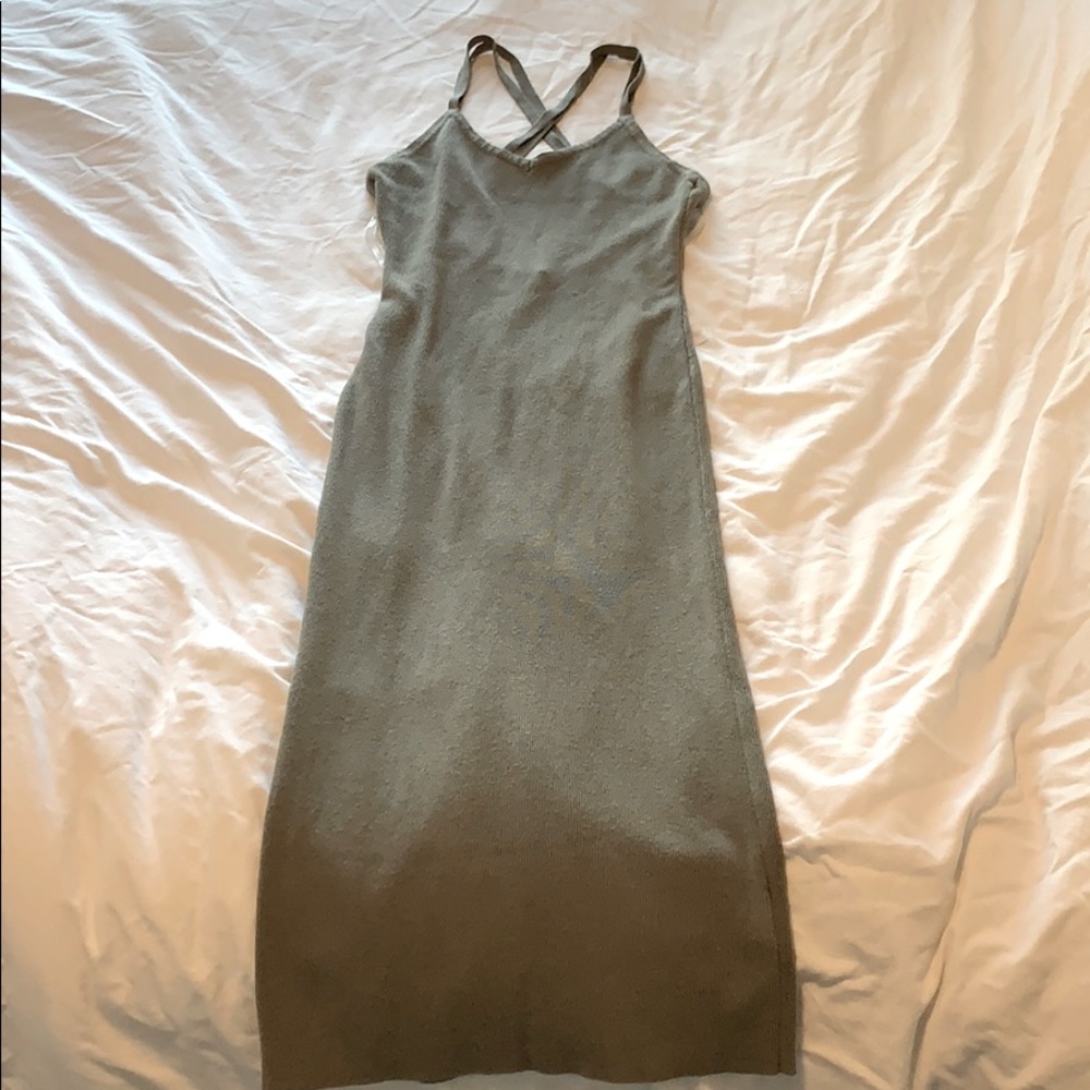 Green fitted dress